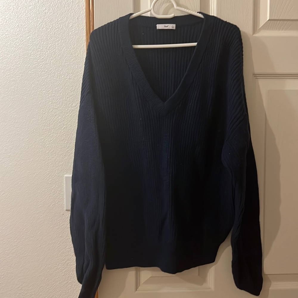 Tna
Beacon Sweater